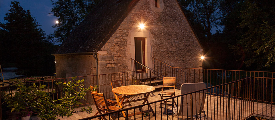 Votre terrasse conduisant au cottage ...