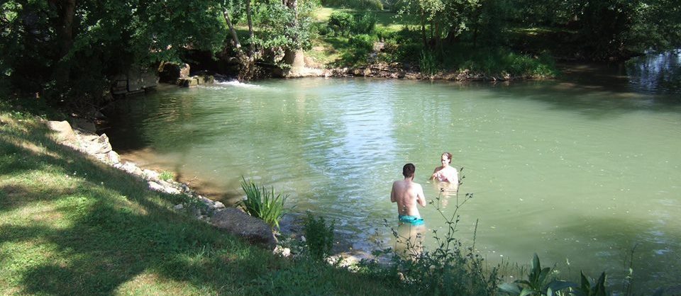 ...La nage en rivière?...